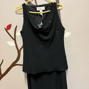 Jones New York Top & Skirt Set